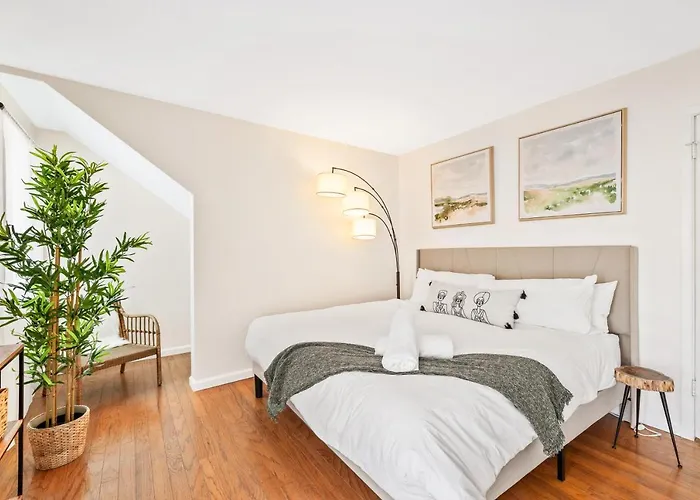 Casa vacanze Backyard Oasis: Gem Near Hiking & Golfing! *
