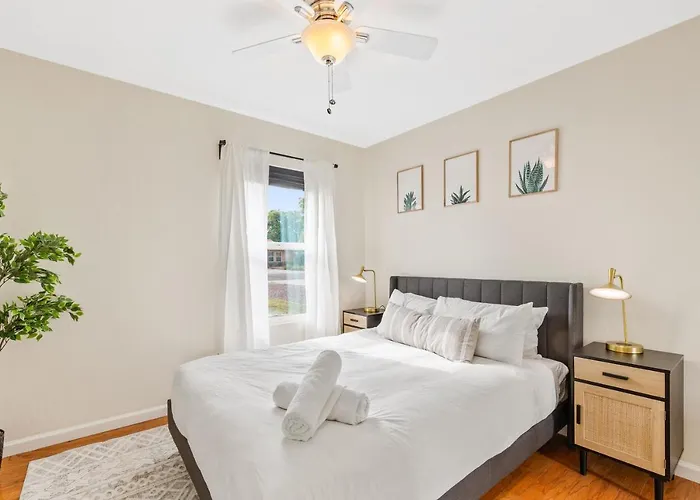 Backyard Oasis: Gem Near Hiking & Golfing! Casa vacanze